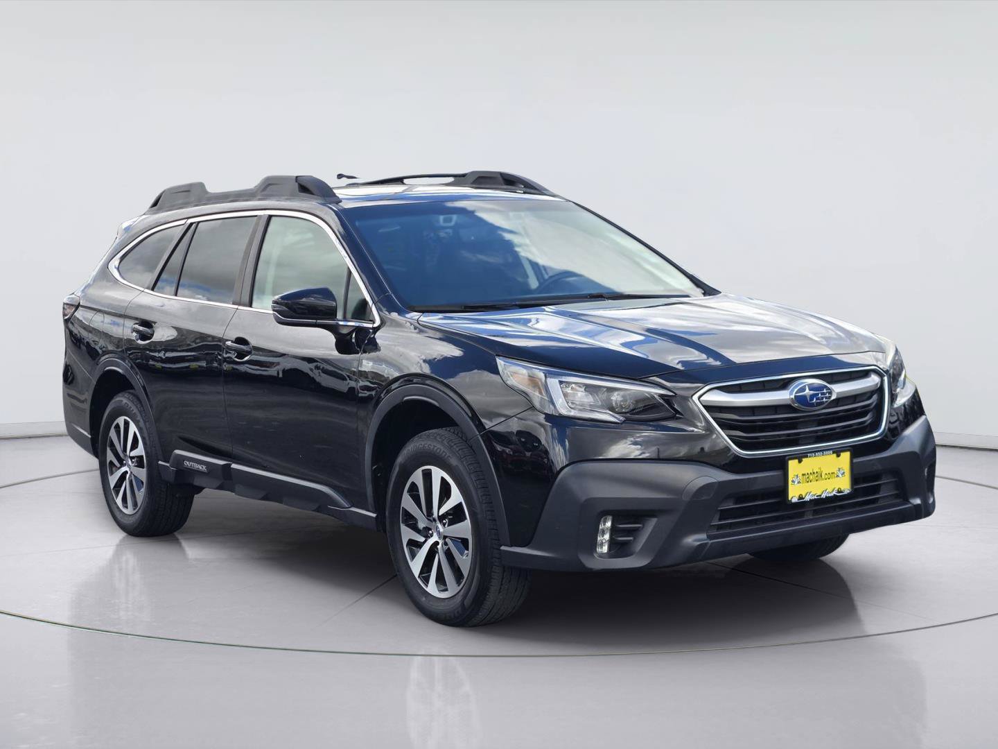 Used 2021 Subaru Outback Premium AWD/4WD image 3