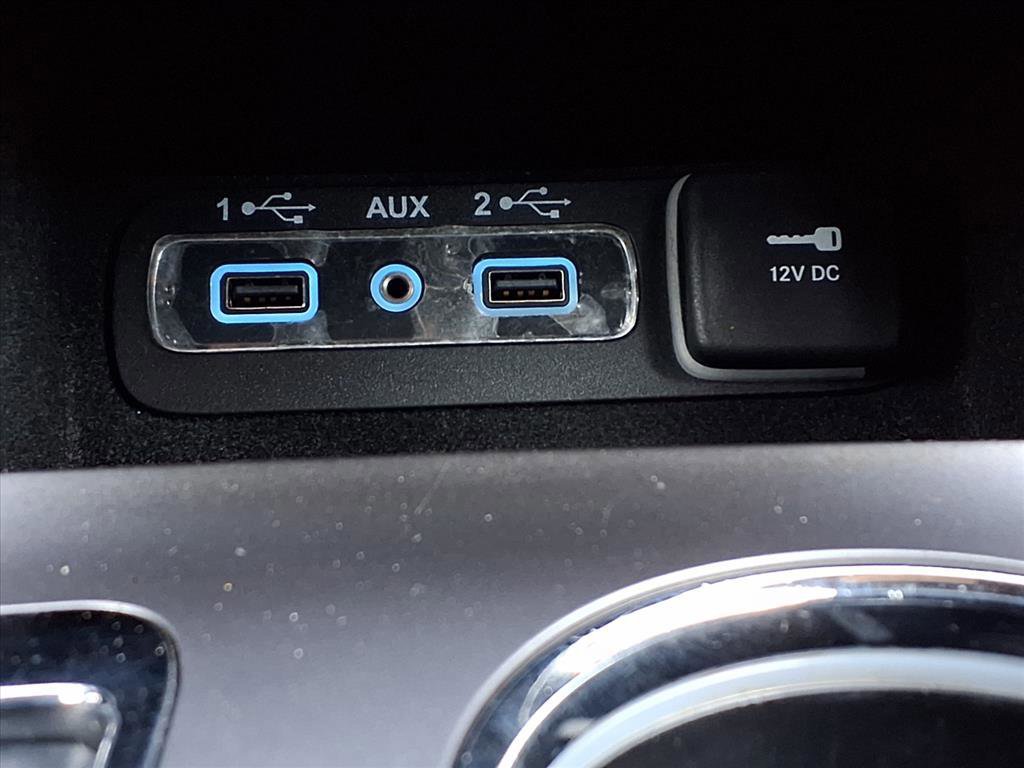 Used 2020 Jeep Grand Cherokee Altitude image 16