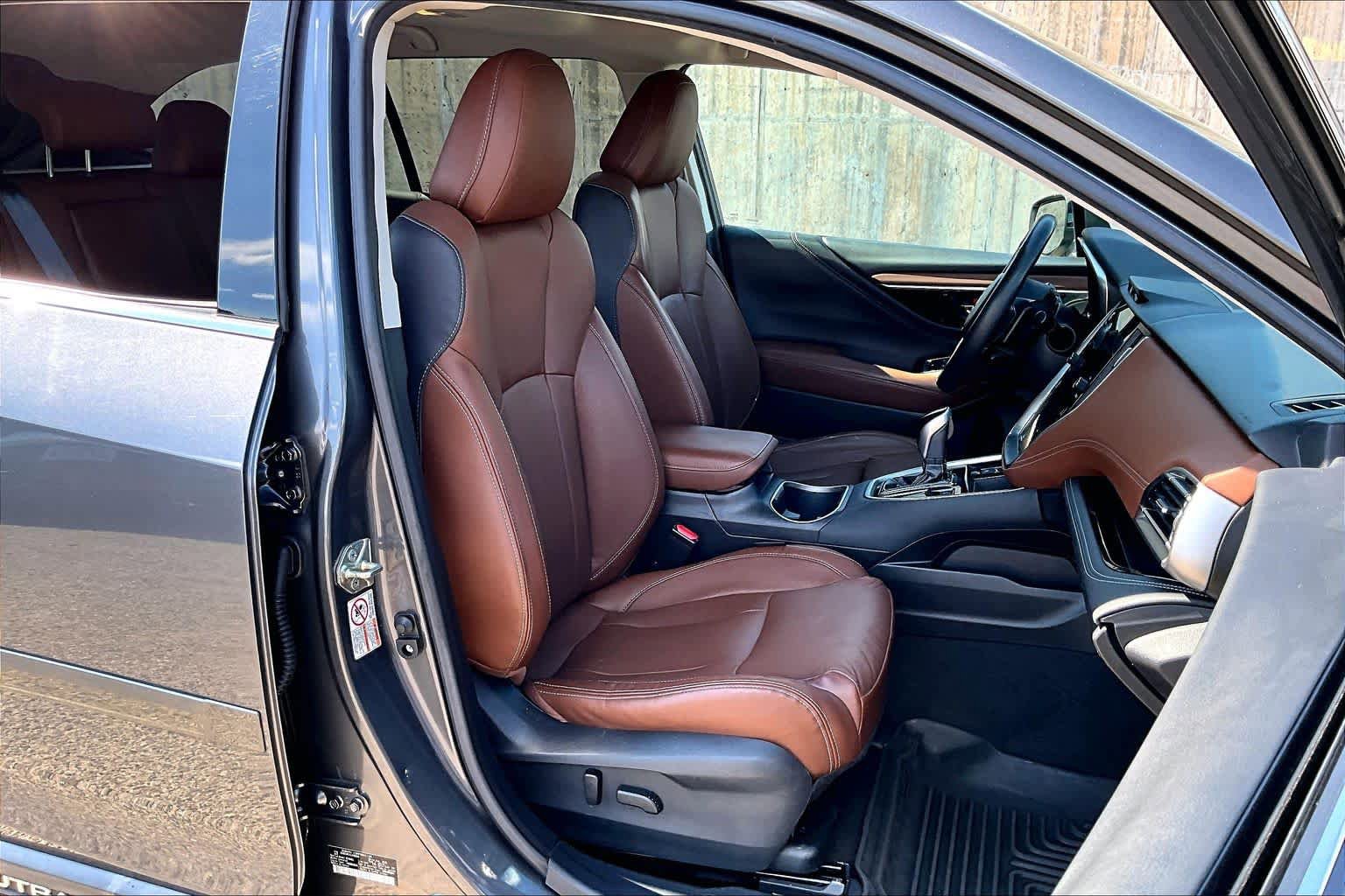 Used 2020 Subaru Outback Touring AWD/4WD image 11