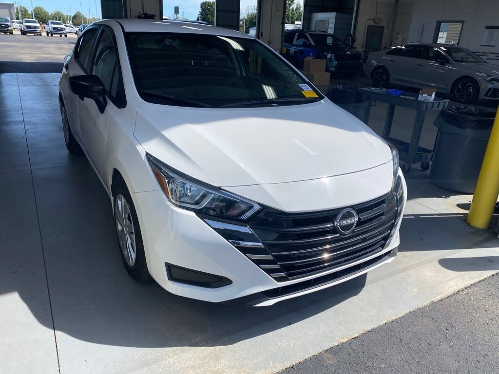 Used 2024 Nissan Versa S w/ Trunk Package