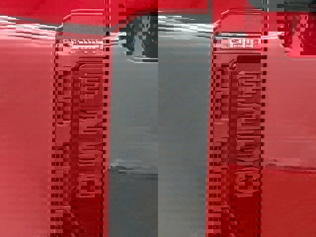 Certified 2023 Ford F250 Lariat w/ Black Appearance Package image 11