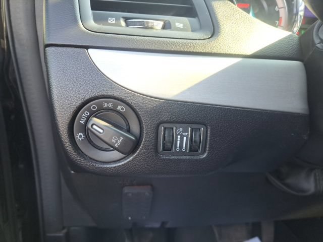 Used 2017 Dodge Grand Caravan GT FWD image 13