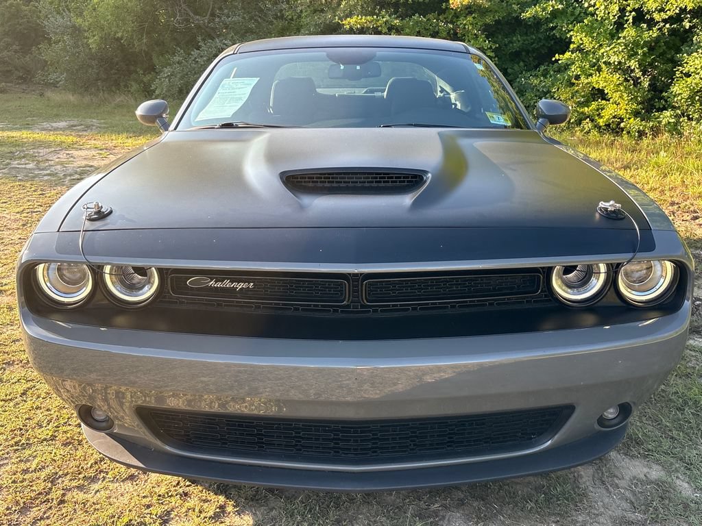 Used 2017 Dodge Challenger R/T w/ Quick Order Package 28P T/A RWD image 4