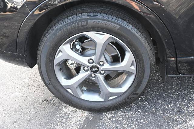 Certified 2023 Ford Escape ST-Line w/ Tech Pack #1 FWD image 16