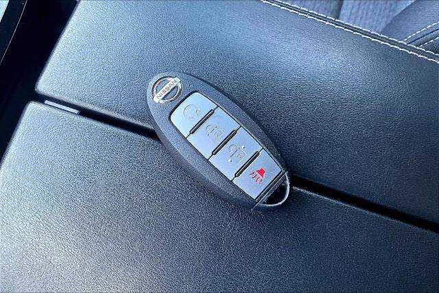 Used 2021 Nissan Rogue SV FWD image 11