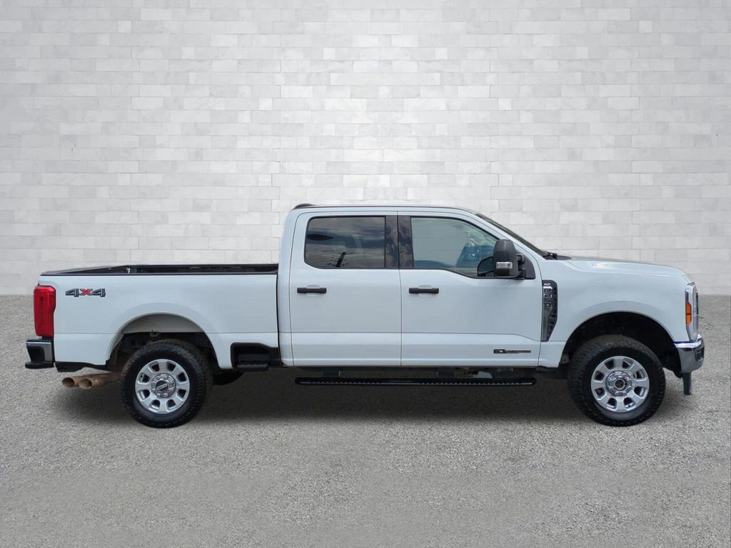 Certified 2024 Ford F250 XLT image 3
