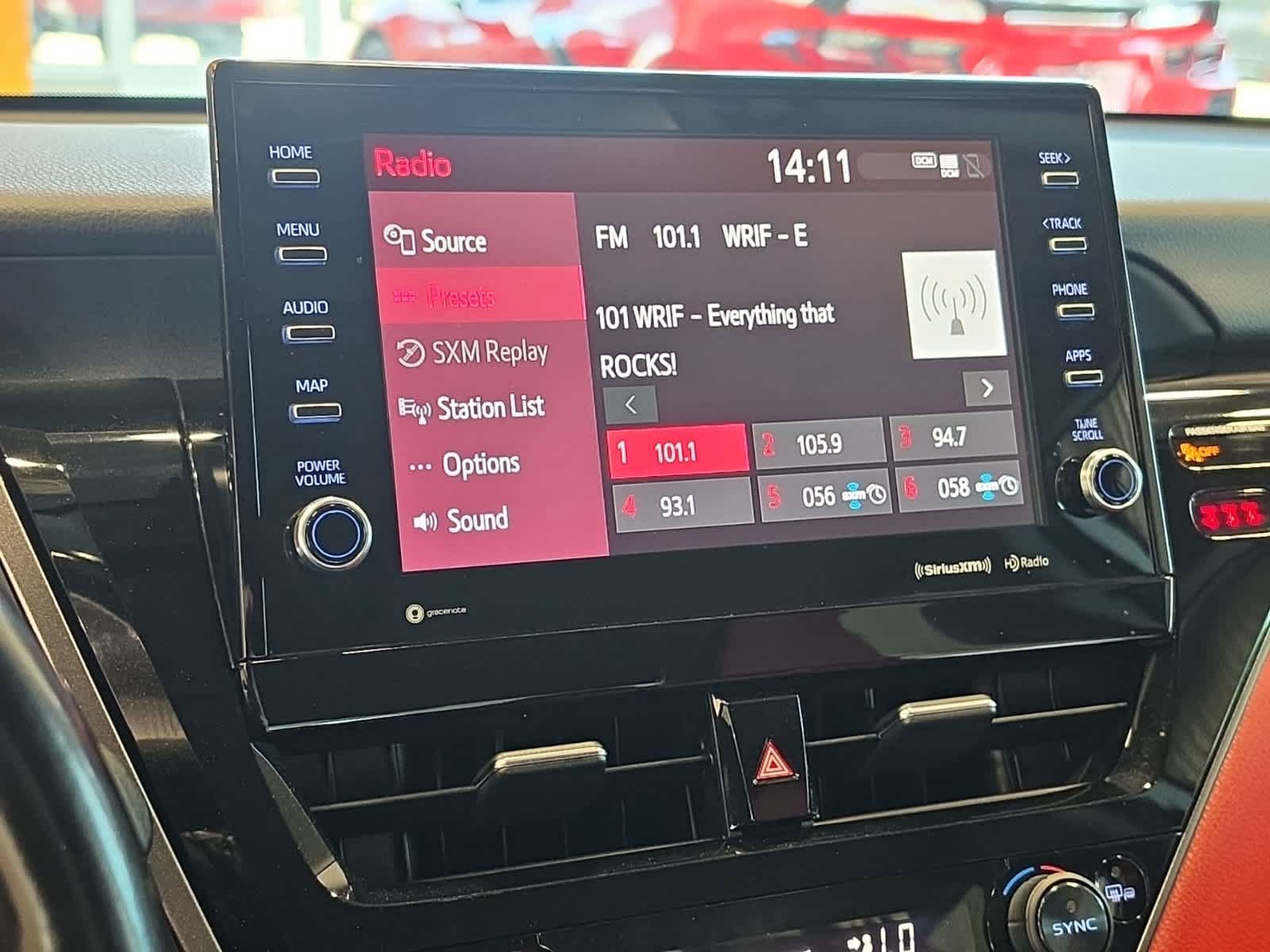 Used 2021 Toyota Camry XSE FWD image 29