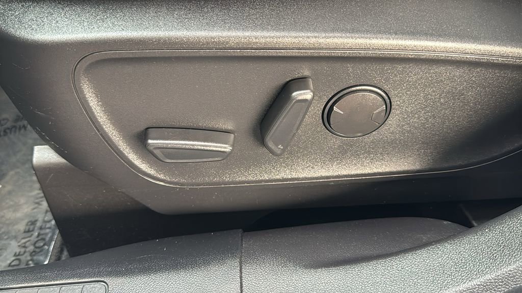 Certified 2022 Ford Escape SEL image 20