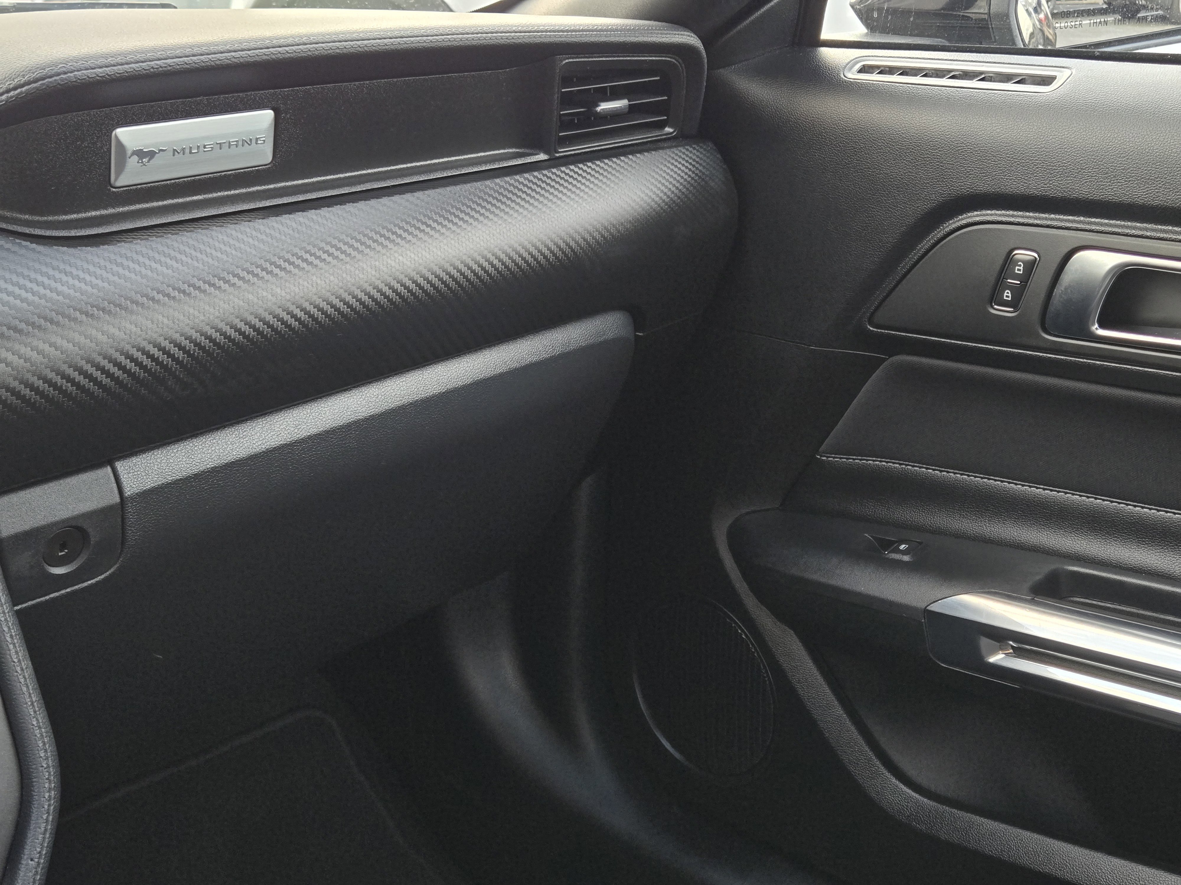 Certified 2022 Ford Mustang Coupe image 28