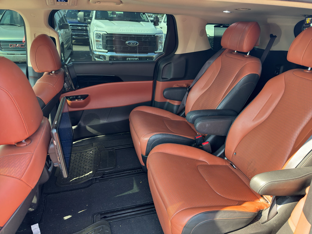 Used 2022 Kia Carnival SX Prestige FWD image 9