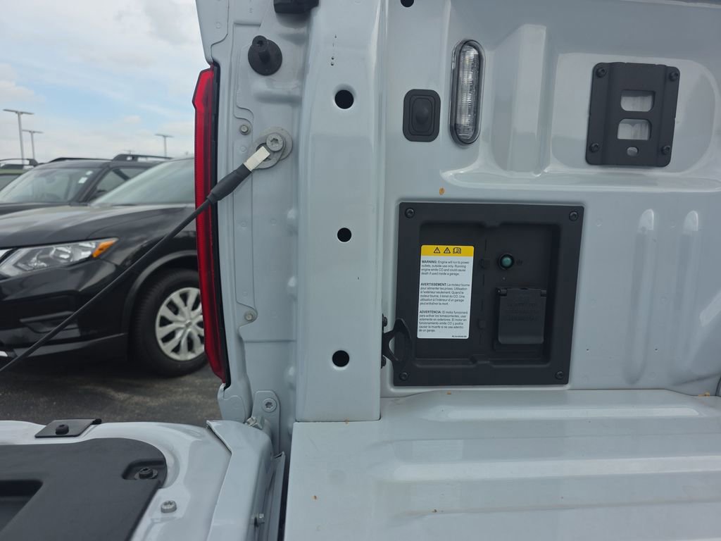 Certified 2025 Ford F150 Platinum w/ Equipment Group 702A High AWD/4WD image 18