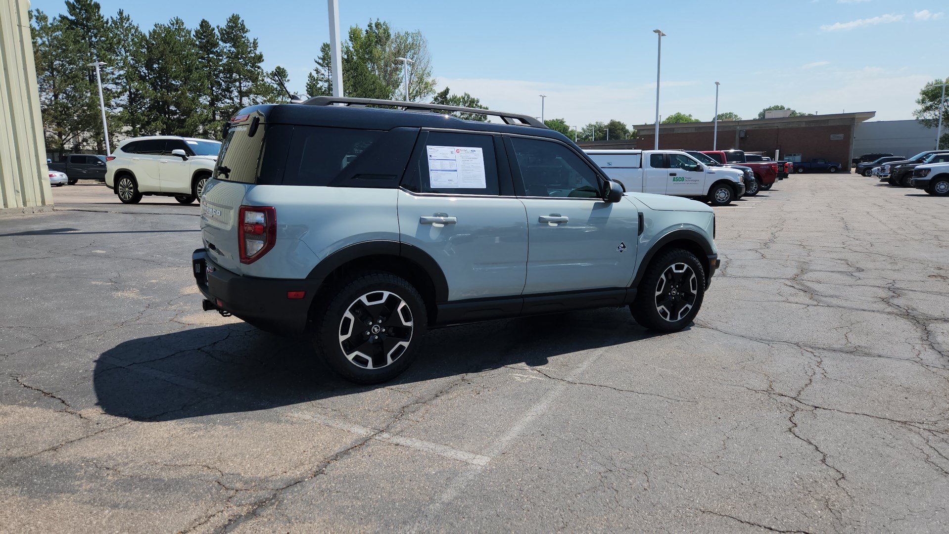 Certified 2023 Ford Bronco Sport Outer Banks AWD/4WD image 12