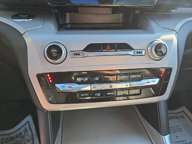 Certified 2023 Ford Explorer XLT w/ Equipment Group 202A image 19