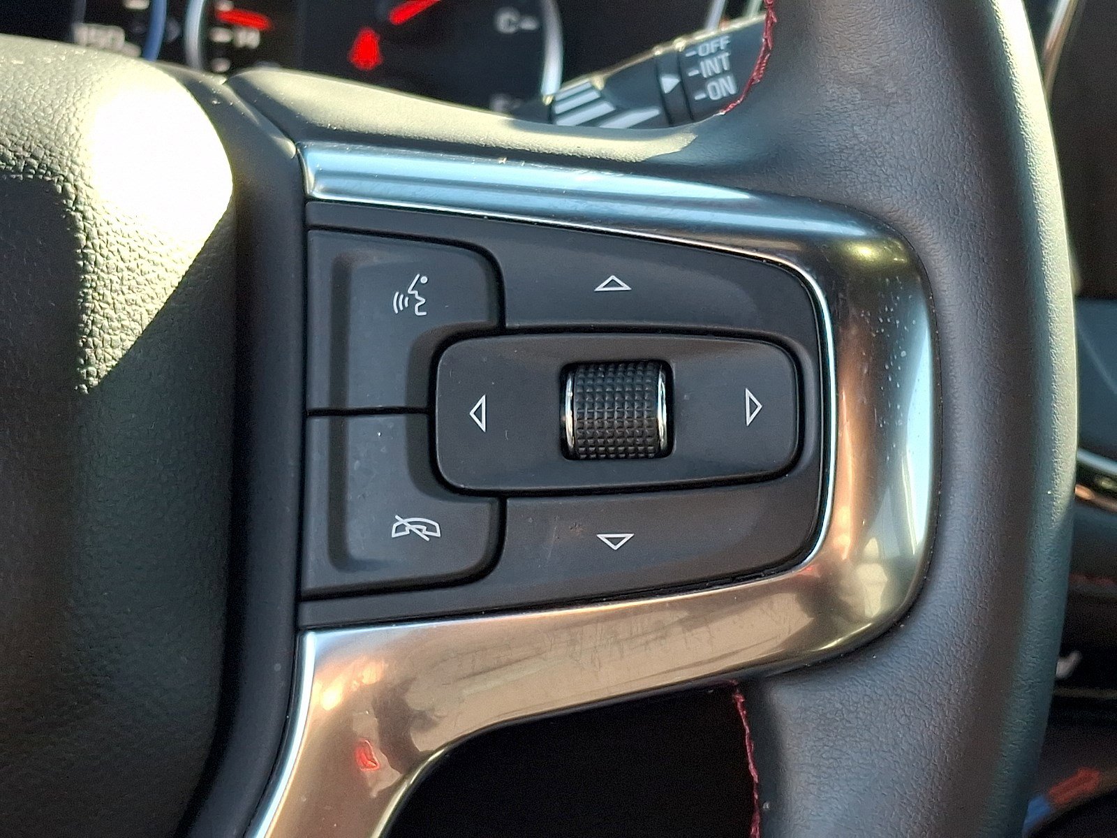 Used 2025 Chevrolet Blazer RS image 20