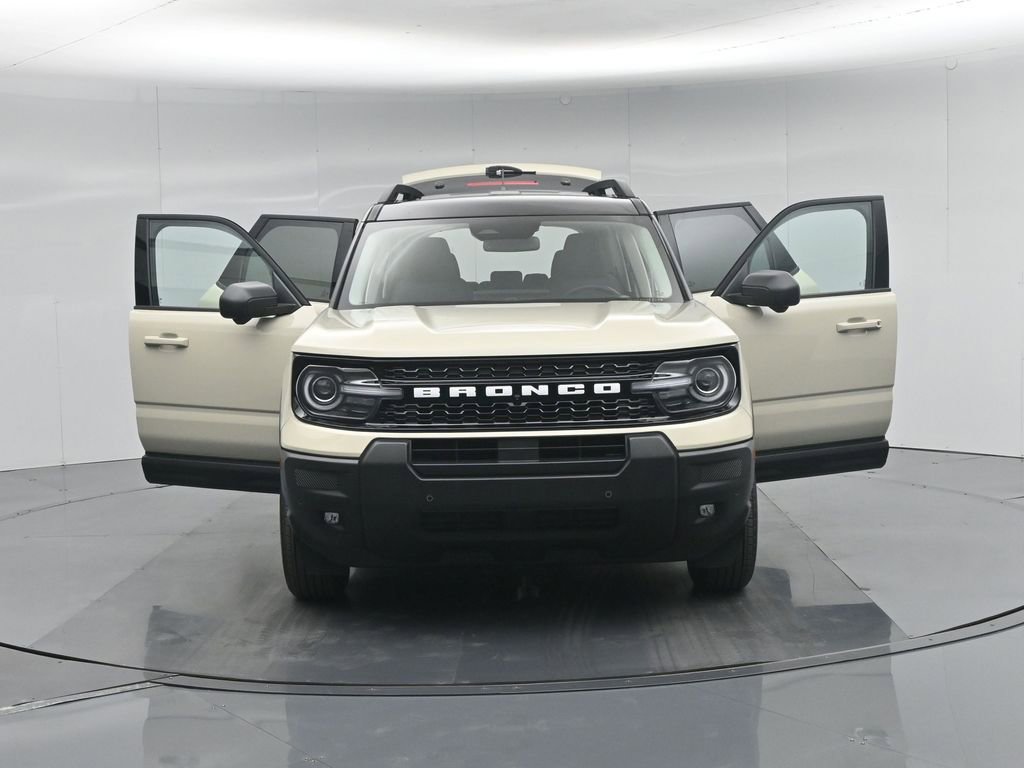 Certified 2025 Ford Bronco Sport Outer Banks w/ Outer Banks Tech Package+ AWD/4WD image 34
