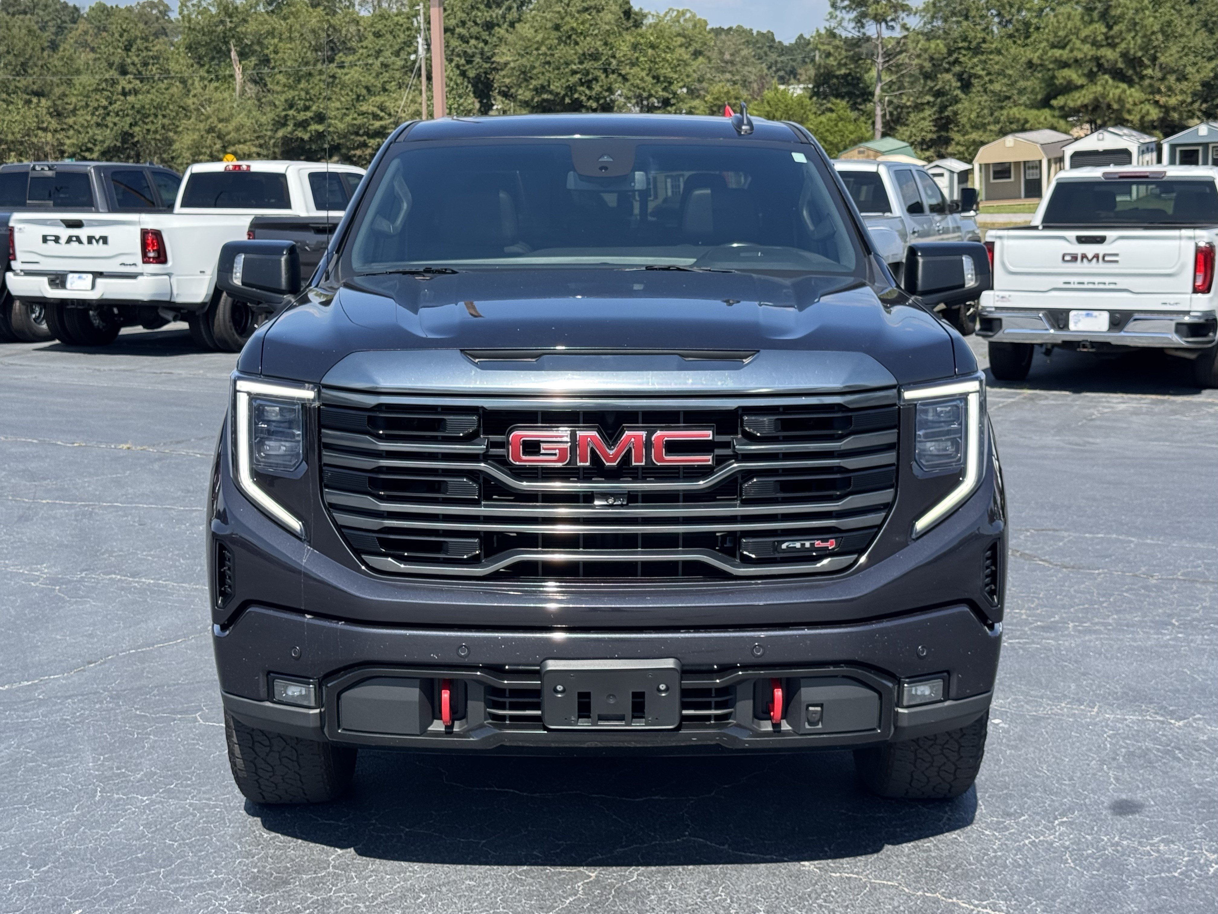 Used 2023 GMC Sierra 1500 AT4 w/ AT4 Premium Package AWD/4WD image 3