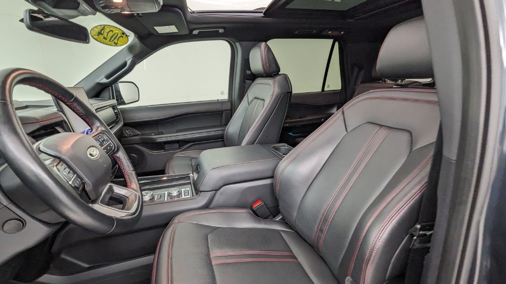 Certified 2024 Ford Expedition Limited AWD/4WD image 2