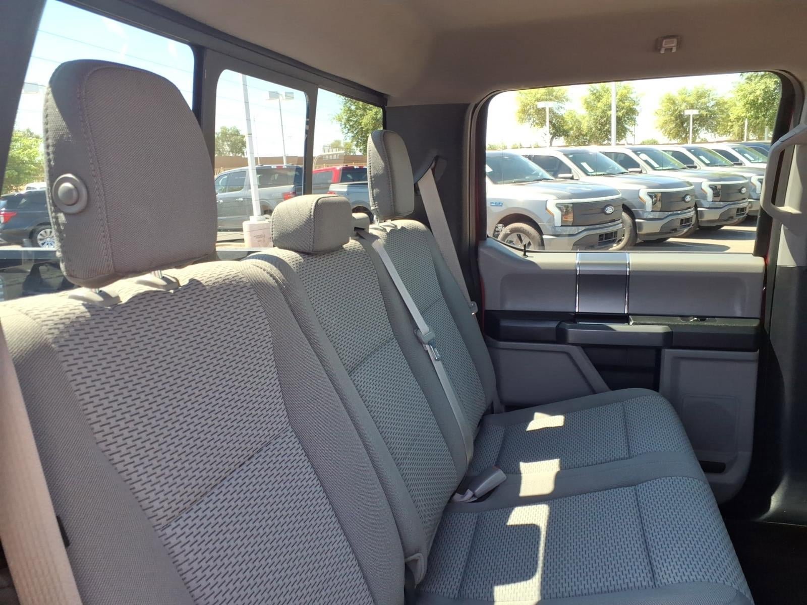 Certified 2017 Ford F150 XLT w/ Equipment Group 302A Luxury AWD/4WD image 19