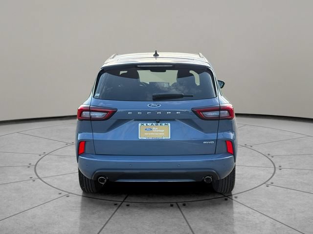 Certified 2023 Ford Escape ST-Line w/ Tech Pack #1 AWD/4WD image 11