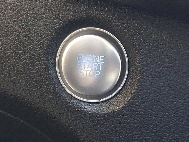 Used 2020 Hyundai Santa Fe SEL w/ Convenience + Premium Package AWD/4WD image 26