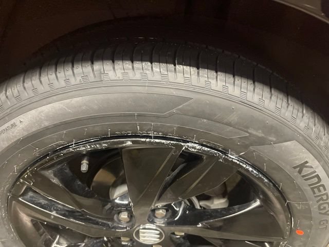 Used 2024 Buick Encore GX Sport Touring FWD image 6