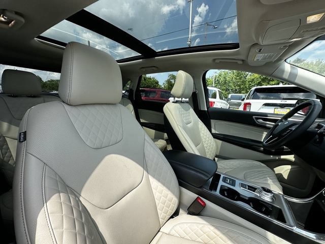 Certified 2024 Ford Edge Titanium w/ Titanium Elite Package AWD/4WD image 36
