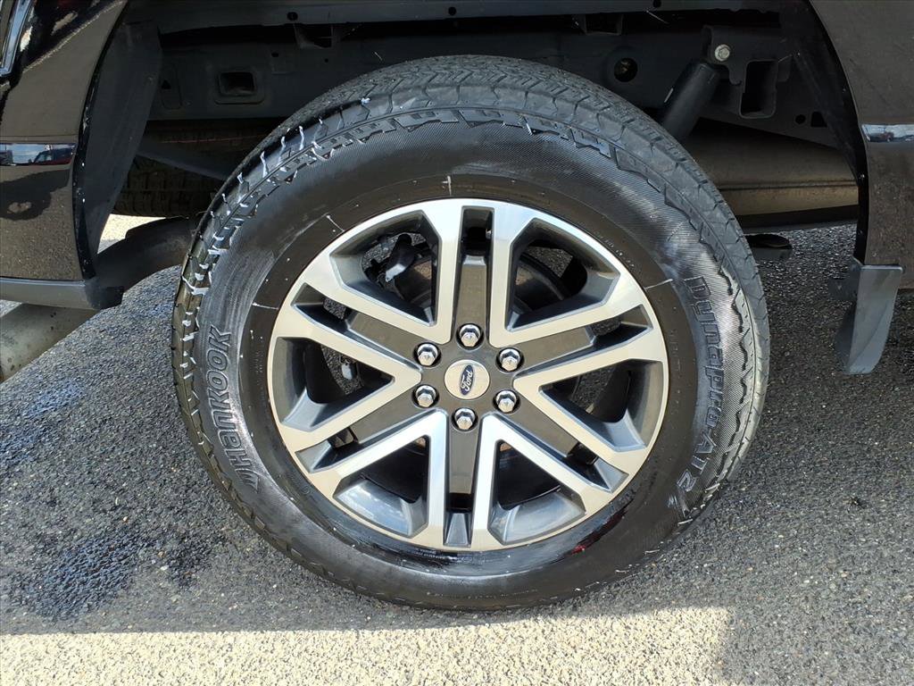 Certified 2022 Ford F150 XL w/ STX Appearance Package image 8