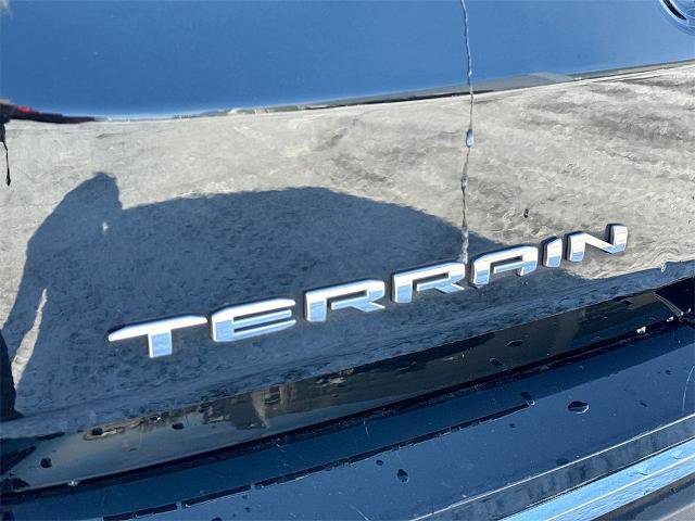 Used 2024 GMC Terrain SLT image 20