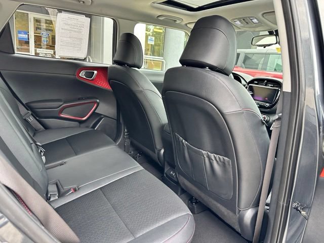 Used 2023 Kia Soul GT-Line FWD image 47