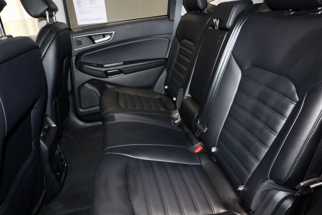Certified 2024 Ford Edge SEL w/ Convenience Package AWD/4WD image 24