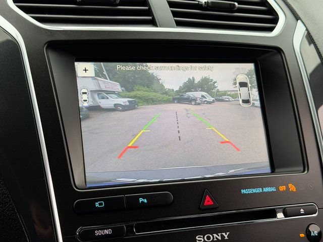 Certified 2017 Ford Explorer Limited AWD/4WD image 23