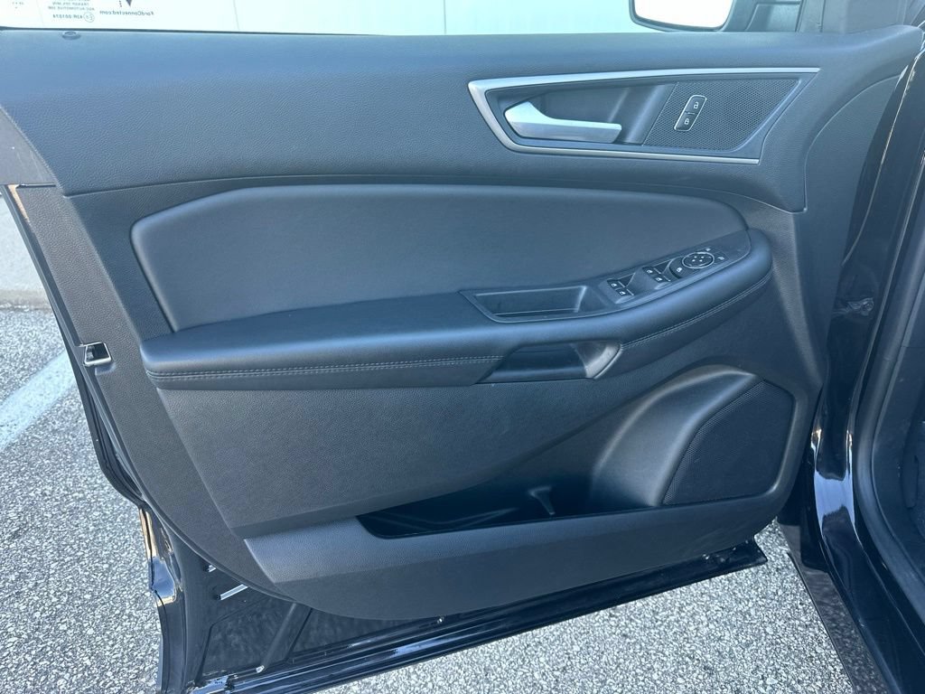 Certified 2024 Ford Edge SEL w/ Convenience Package AWD/4WD image 13
