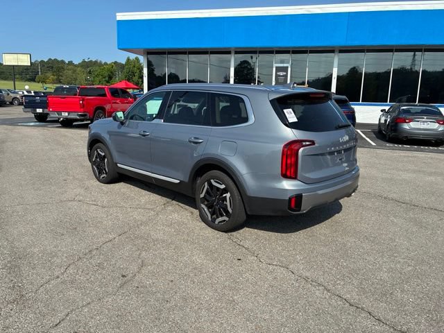 Used 2025 Kia Telluride S FWD image 25