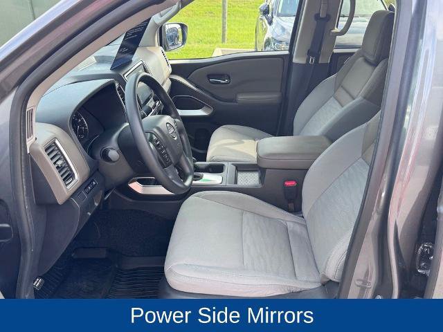 Used 2023 Nissan Frontier SV w/ Tow Package AWD/4WD image 9