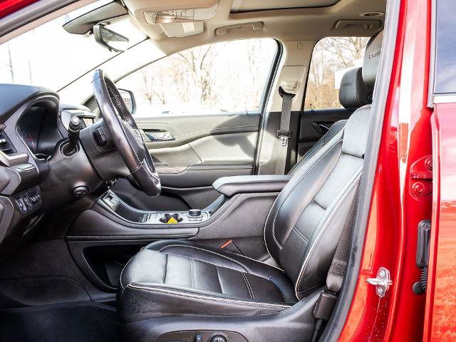 Used 2022 GMC Acadia Denali w/ Denali Ultimate Package image 18