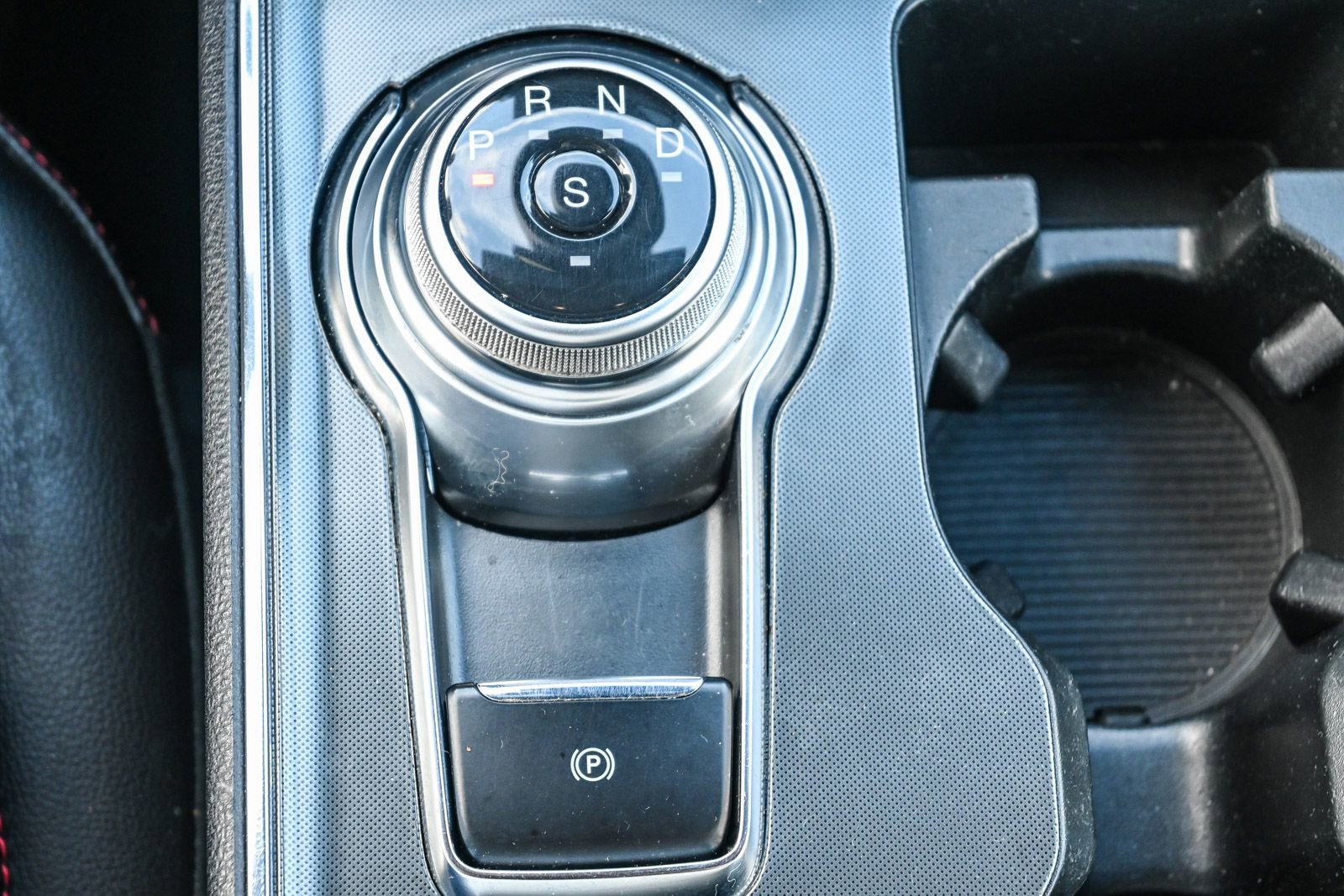 Certified 2023 Ford Edge ST-Line image 25