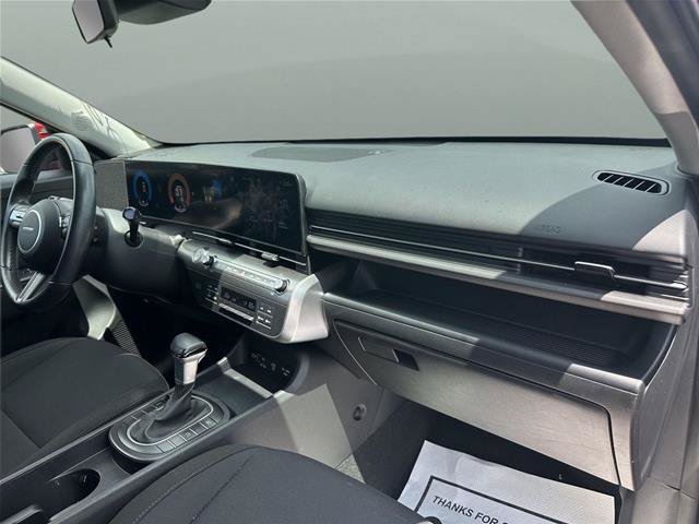 Used 2025 Hyundai Kona SEL AWD/4WD image 18