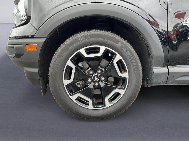 Certified 2023 Ford Bronco Sport Outer Banks w/ Tech Package image 9