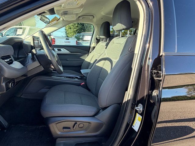 Certified 2026 Ford Explorer Active RWD image 14