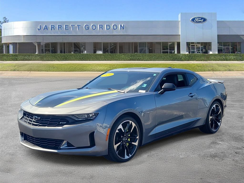 Used 2020 Chevrolet Camaro LT RWD image 2