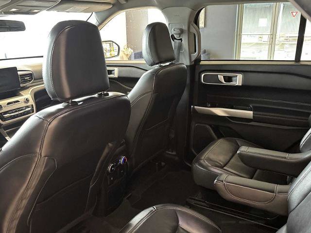 Certified 2022 Ford Explorer XLT image 23