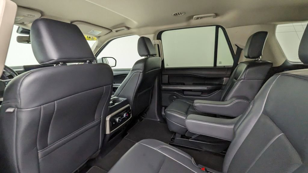 Certified 2024 Ford Expedition XLT image 37