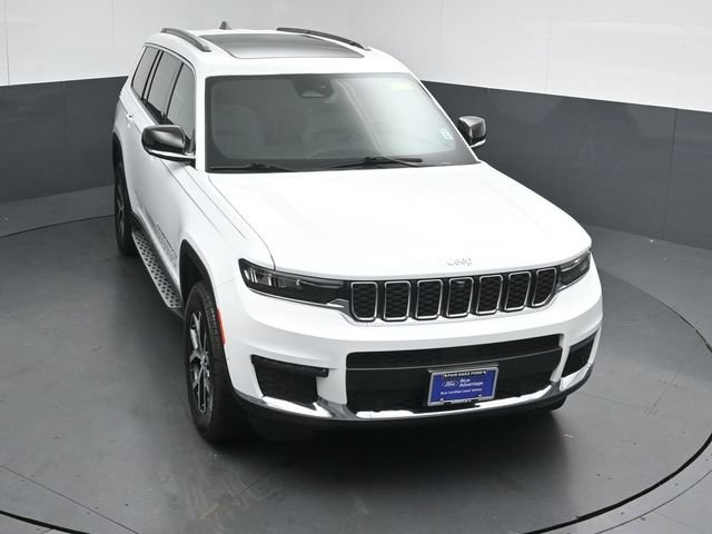 Used 2025 Jeep Grand Cherokee L Limited w/ Luxury Tech Group II AWD/4WD image 47