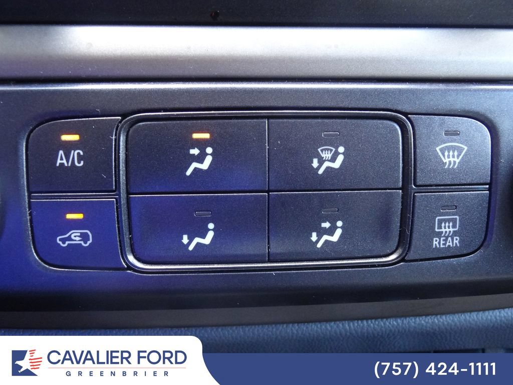Used 2019 Chevrolet Colorado Z71 w/ Z71 Midnight Edition AWD/4WD image 28