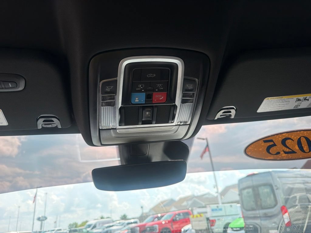 Used 2025 RAM 1500 Big Horn AWD/4WD image 37