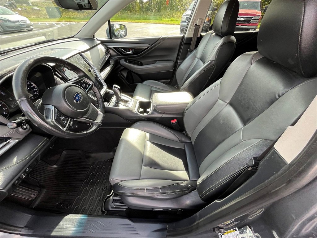 Used 2020 Subaru Outback Onyx Edition XT w/ Popular Package #2 image 9