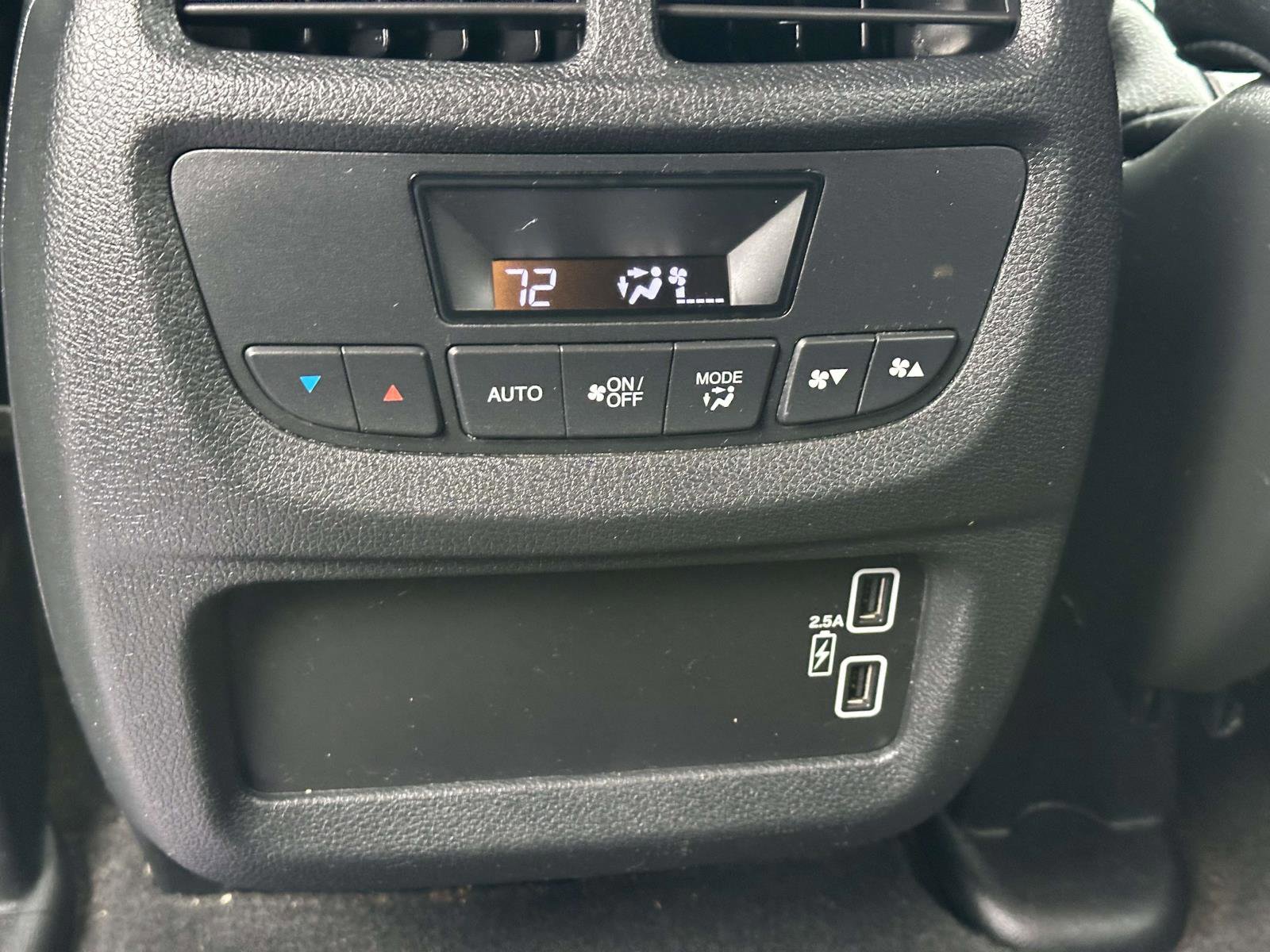 Used 2021 Honda Pilot EX-L image 12