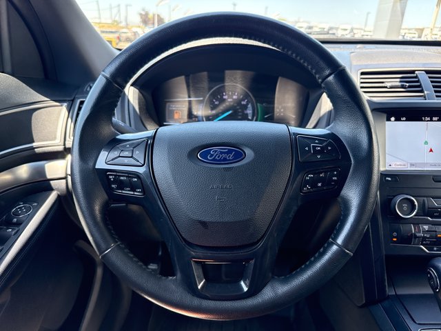 Certified 2019 Ford Explorer XLT w/ Equipment Group 202A AWD/4WD image 18