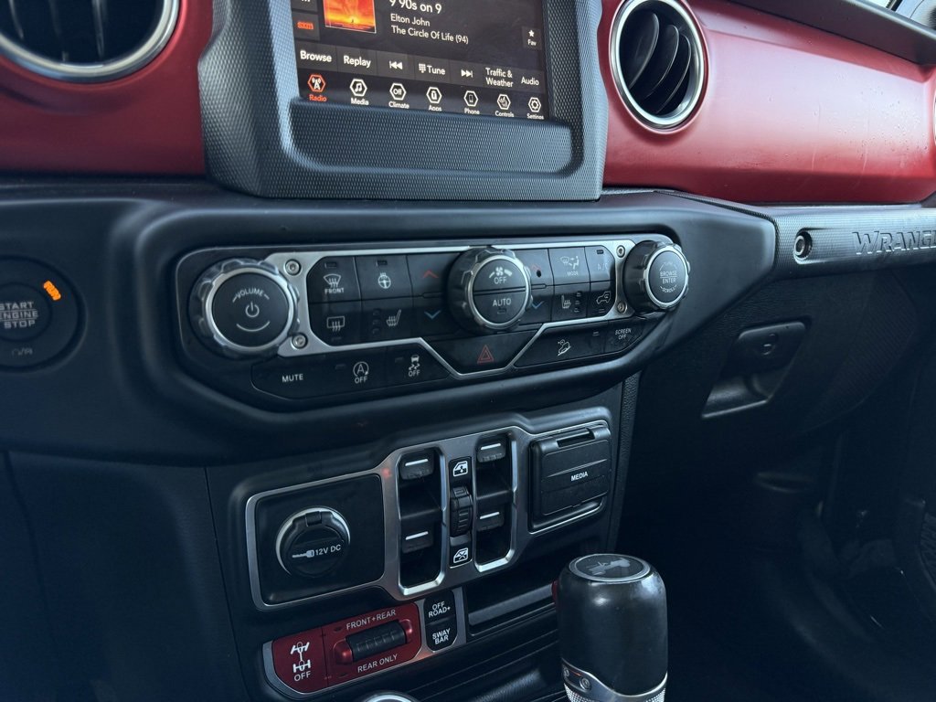 Used 2021 Jeep Wrangler Unlimited Rubicon w/ Cold Weather Group image 18