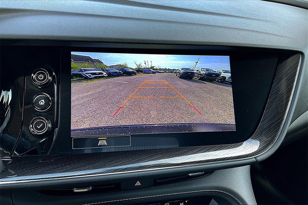 Used 2023 Buick Envision Essence image 21